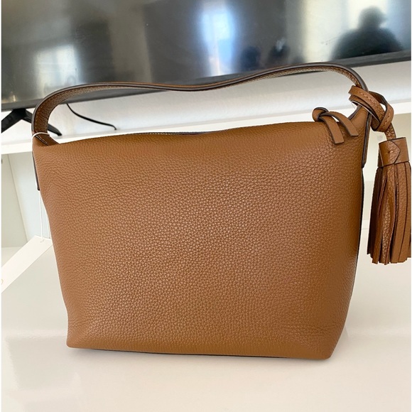 🎊🤎NEW🤎Tory Burch Thea small slouchy shoulder bag/hand carrying bag/leather - Picture 3 of 11